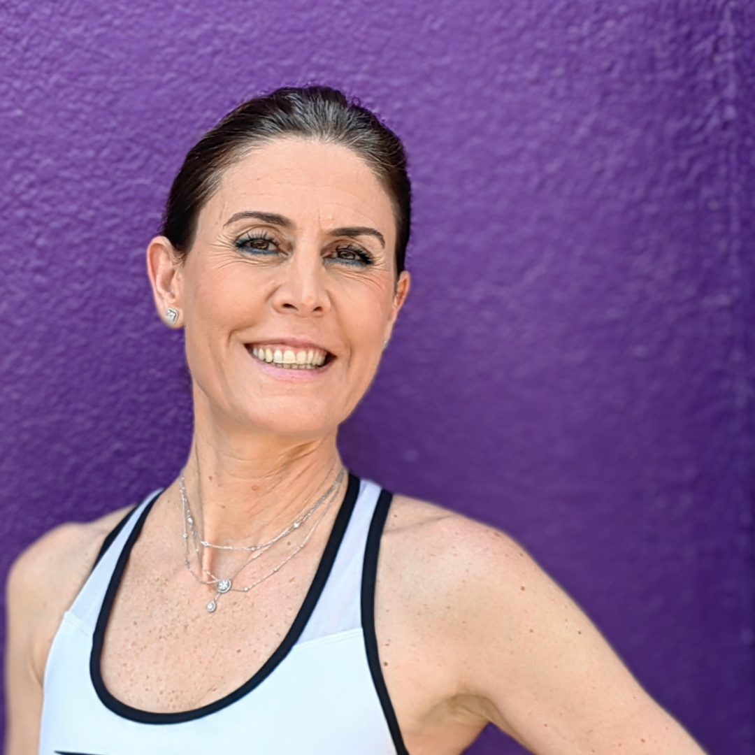Simona female focused training motion ladies fitness center